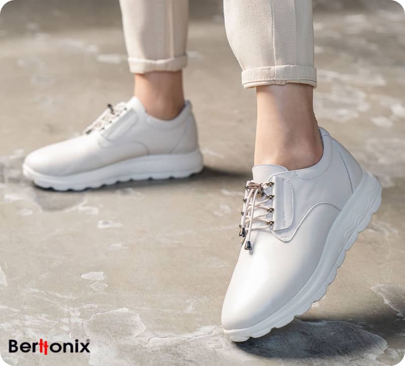 کفش اسپرت زنانه کرم